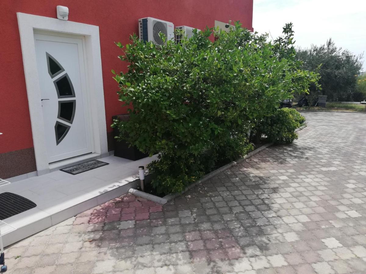 Modern Apartment Near Split & Trogir Kaštela 外观 照片
