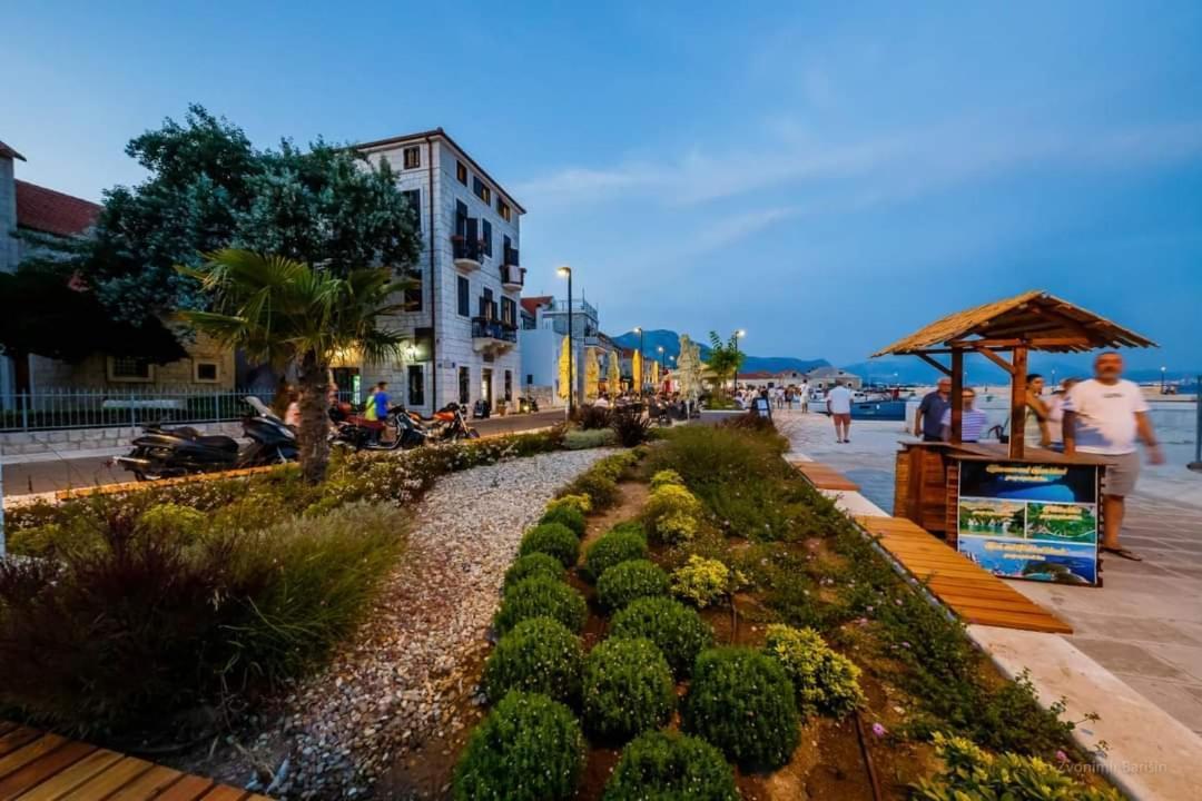 Modern Apartment Near Split & Trogir Kaštela 外观 照片