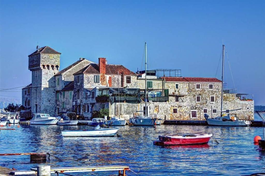 Modern Apartment Near Split & Trogir Kaštela 外观 照片