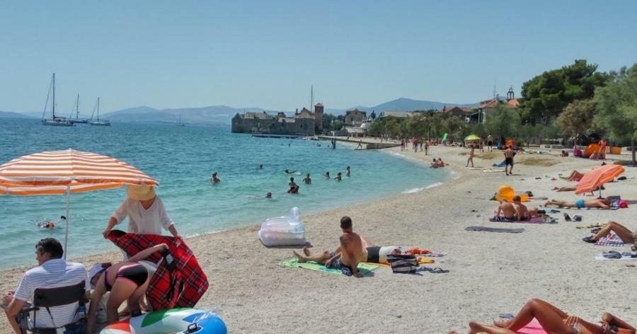 Modern Apartment Near Split & Trogir Kaštela 外观 照片